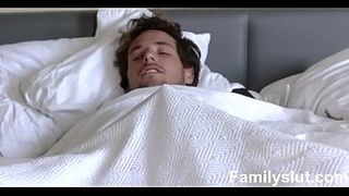 Выпив виагры, сынок отодрал мачеху в пизду на батиной кровати