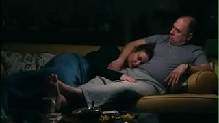 Папа поехал с дочкой на дачу, где принудил ее трахаться с ним по три раза в день